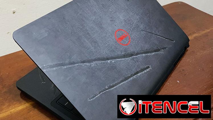 Dell Inspiron 5577 Gamer i5-7300HQ/ Nvidia GTX1050 4GB