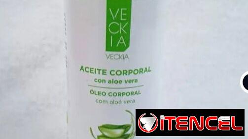 🌿 Aceite Corporal con Aloe Vera VECKIA – Hidratación Profunda. Si quieres estar joven siempre reserva el tuyo conmigo