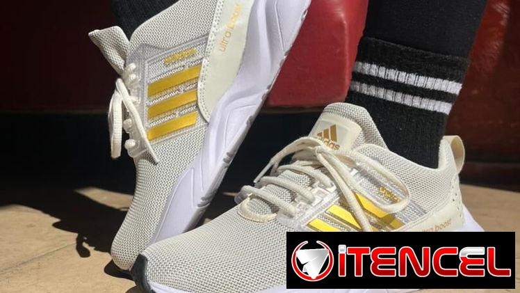 Tenis variados