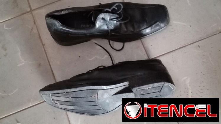 Zapatos de piel negros para uso formal,  de hombre. Número 43, mejor probarselos
