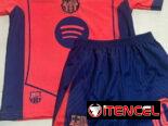 Reyes Magos el mejor regalo. Trajes de fútbol para niños.
