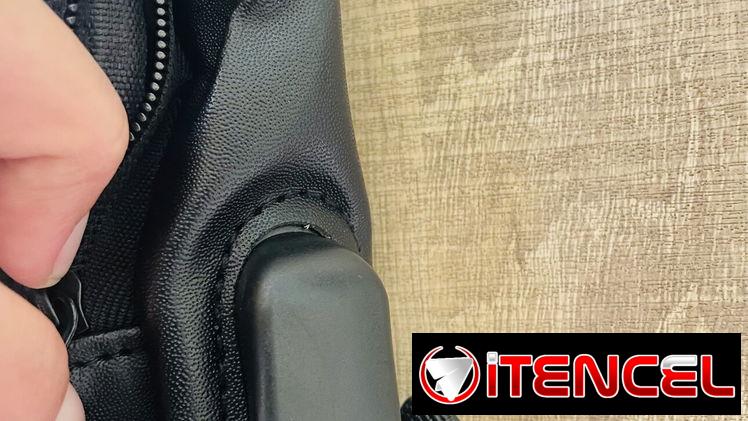 Bolso de hombre en bandolera