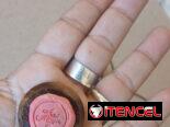 Cuños, gafetes, bolígrafos, etiquetas. Todo personalizado
