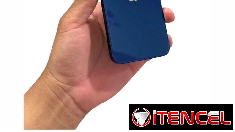iPhone 12