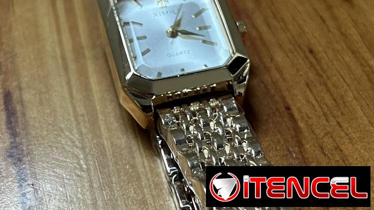 Reloj para mujer , dorado .