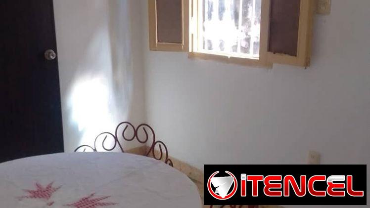 CASA CON TERRAZA Y AZOTEA!!