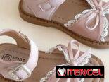 Sandalias de niña