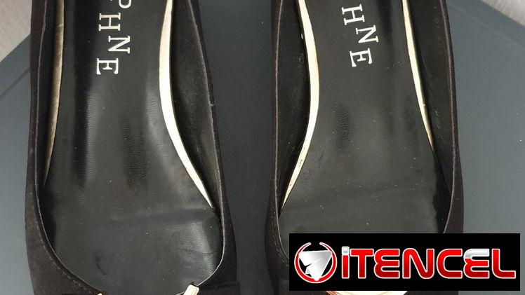Zapatos negros Dafne