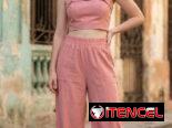 Conjunto de pantaloneta y blusa (Tallas M y L)