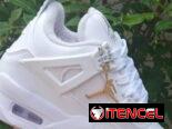 Retro 4 blanco Detalle dorado, rosado, blancos y negros