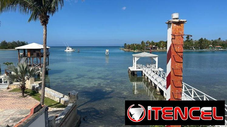 Casa independiente en SANTA FE con salida al mar! OPCIÓN RENTA LINEAL/ POR NOCHES