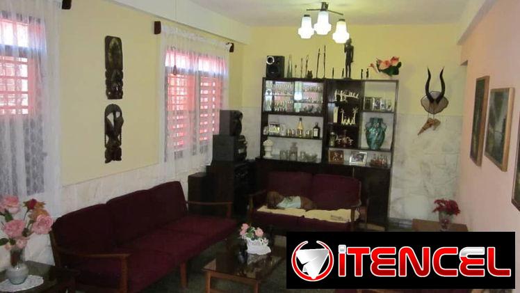 Casa independiente Playa Cubanacán patio garaje 65mil 53582376