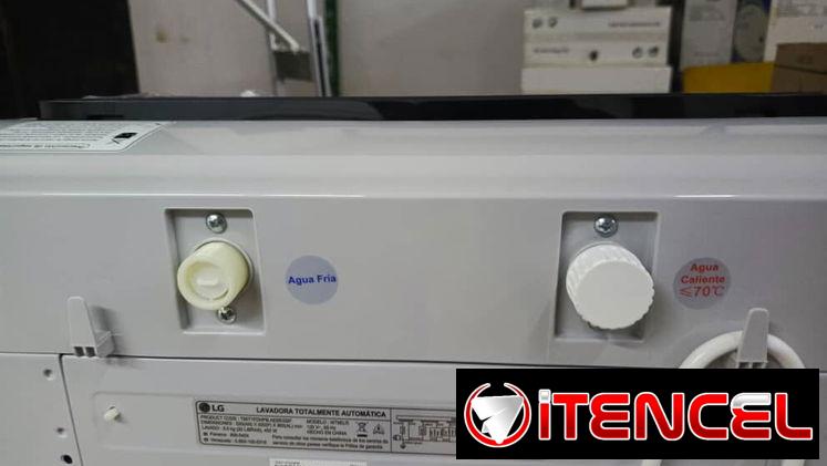 LAVADORA AUTOMÁTICA DE 9 kg Marca LG AGUA FRÍA Y AGUA CALIENTE Precio $335 USD Mensajería Incluida