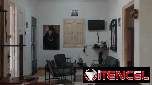 CASA TOTALMENTE INDEPENDIENTE  🏡🏡🏡 331 metros cuadrados  Cerca de 13 y 84. PLAYA