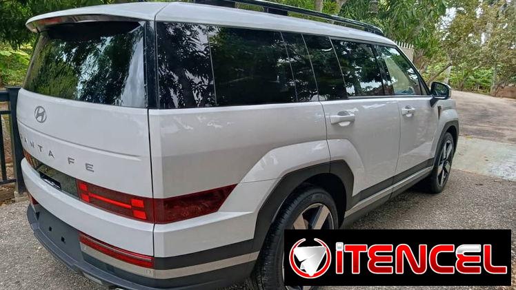Vendo o negocio, Hyundai Santa Fe, 2025 Full límite 0 km el carro