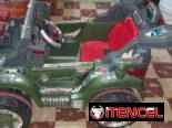 Carrito electrico tipo jeep militar, grande con control remoto y dos baterías de repuesto