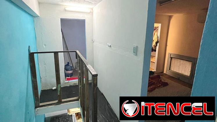 Venta de Apartamento en Los Sitios. Tiene 3 habitaciones y gas de la calle