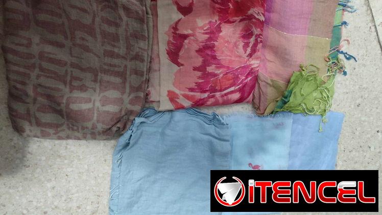 Vendo abrigos, chaquetas y bufandas