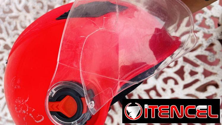 Casco semi integral de plasticos