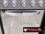 Cocina de 4 hornillas con horno