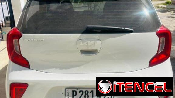 Vendo o negocio Kia Picanto, 2017 hecho 2021 completo