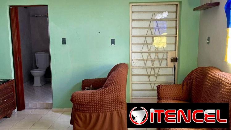 Casa interior en el Reparto Callejas , muy cerca del Estadio Ciro Frías