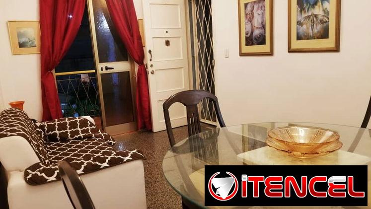 Renta por dias de apto en el vedado a 2 cuadras de la embajada de EUA