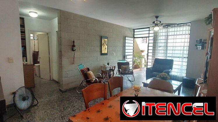 Casa de 5/4 amueblada y terreno, Casino Deportivo (CD-51)