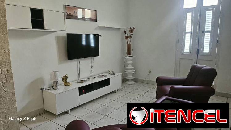 🏠 Apartamento en renta en Vedado