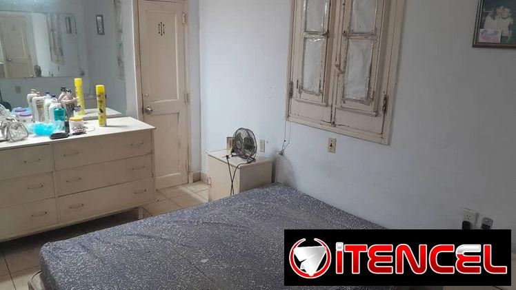 Venta de propiedad independiente en playa