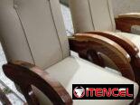 Sillones de madera tapizados