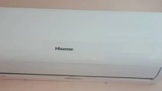 Vendo Split de 1 tonelada marca Hisense