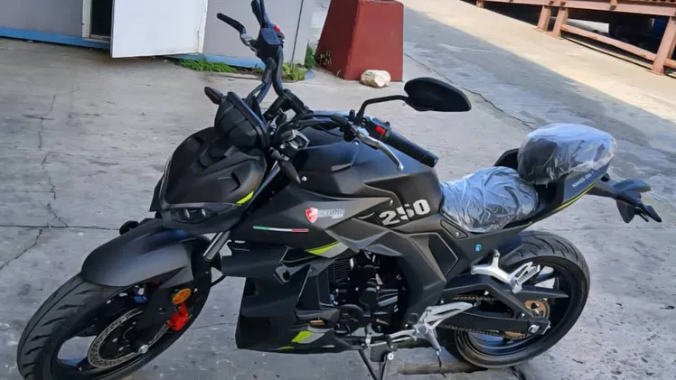 ‼️MOTO FURIA MT15‼️