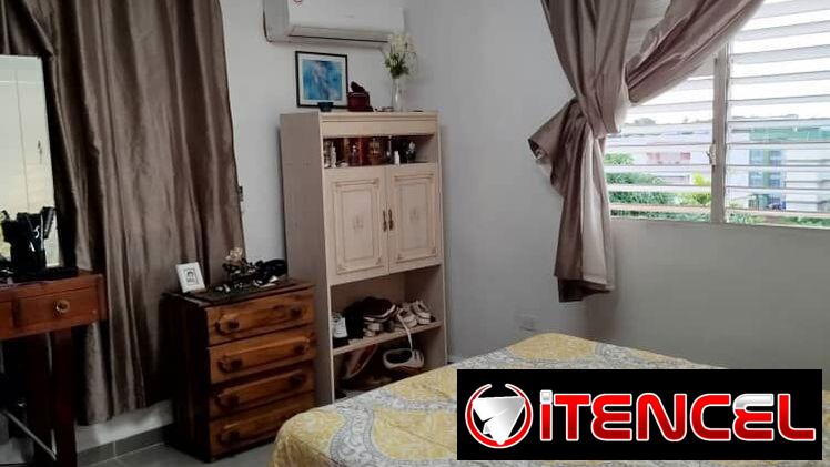 Apartamento en La Coronela La Lisa Reparto Granma en 204A & 25 Tres Dormitorios