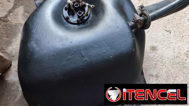 Tanque de gasolina de polaquito