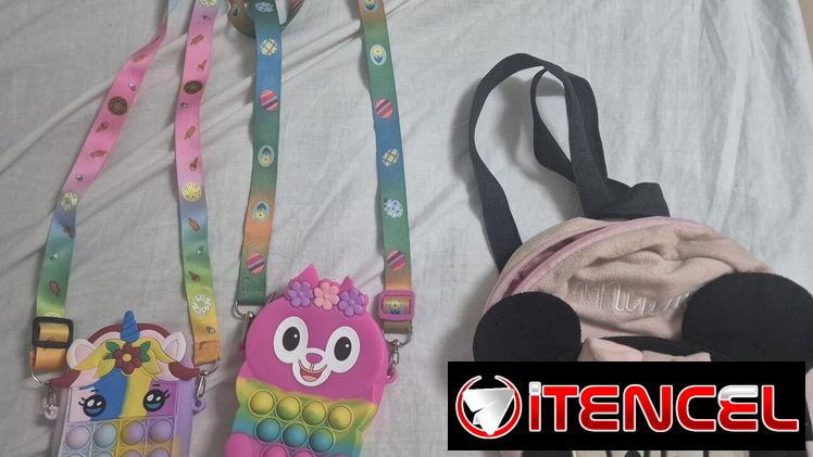 Se vende carteras de pop pi y mochila de minie en 500 cup