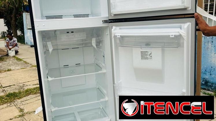 Refrigerador 15 pies Royal Congelación Seca Inverter con dispensador de agua $580 USD con transporte Incluido Factura y
