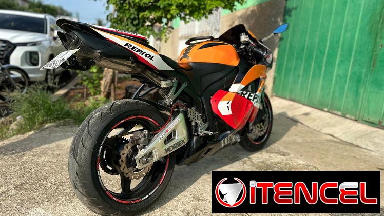 HONDA CBR 600RR 2012