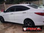 Vendo o negocio Hyundai hacen 2014, acabado de pintar