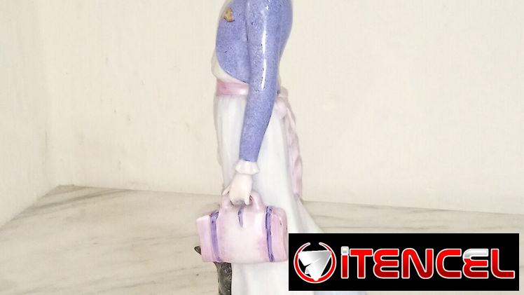 Muñeca de porcelana antigua, marca porcelana Galos