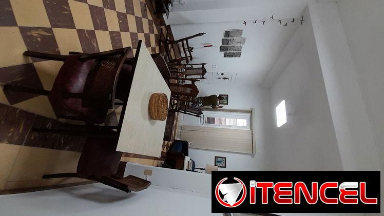 Rento de apartamento completo, solo huesped, por noches en el corazón de la Habana Vieja.