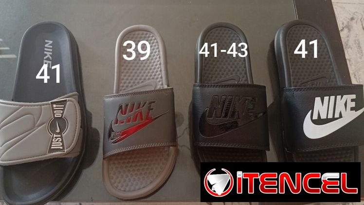 Chancletas Nike