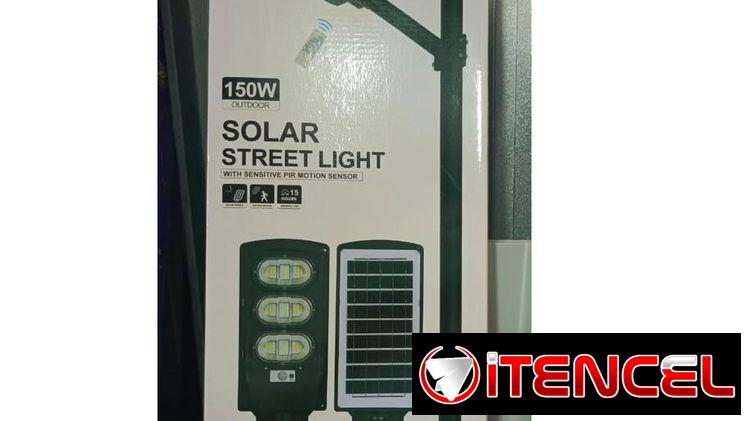 Lámpara LED Solar de Alta Intensidad 150w Incluyen batería y panel solar mando a distancia $55 USD Transporte Adicional