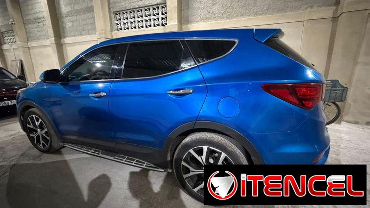 Hyundai Santa Fe 2017