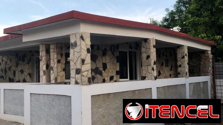 Vendo esta casa con todo adentro está como se ve en las foto