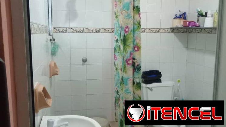 Se vende casa en el casino deportivo Cerro
