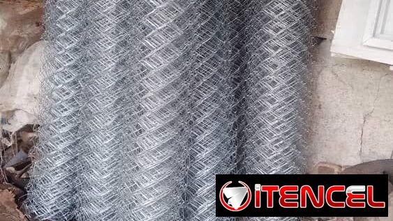 Purle , tejas de sin galvanizada, rollo de cerca Perli entré otras cosas más