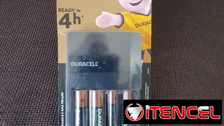 Cargador de baterías AA Y AAA