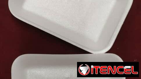 Platos desechables, vasos, cucharitas, tenedores, termopack, servilletas