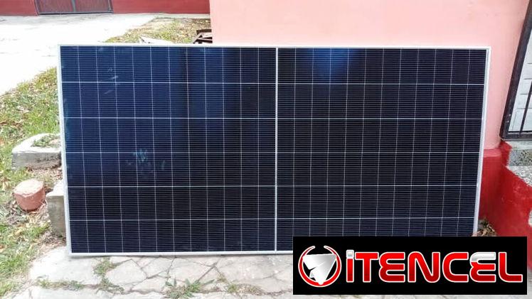Paneles de 590W bifaciales